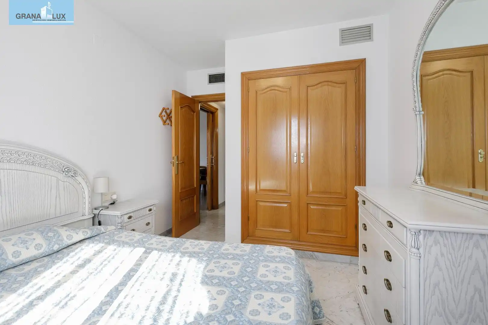 Flat with terrace for sale in Calle Doctor Azpitarte 2, imagen 6