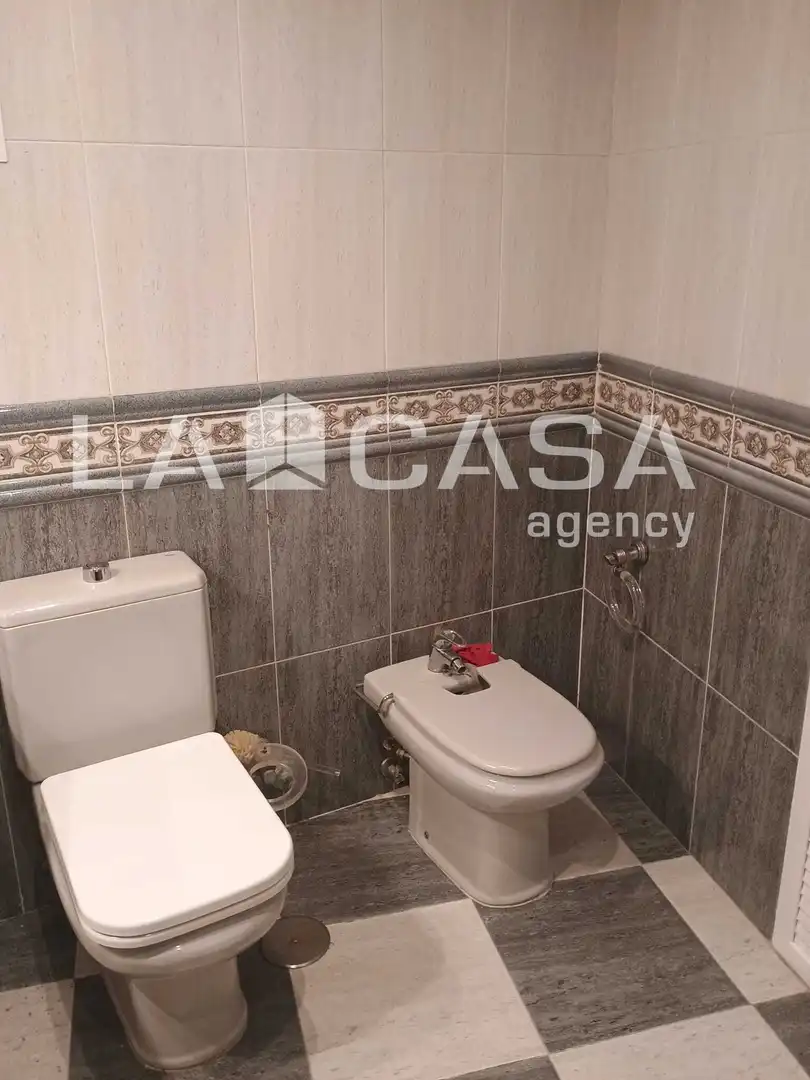 Bathroom of Houses for sale in Algeciras  with Terrace and Balcony