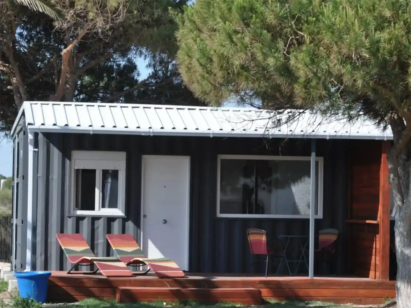 Vista exterior de Apartamento de alquiler en Barbate con Aire acondicionado, Jardín privado y Piscina