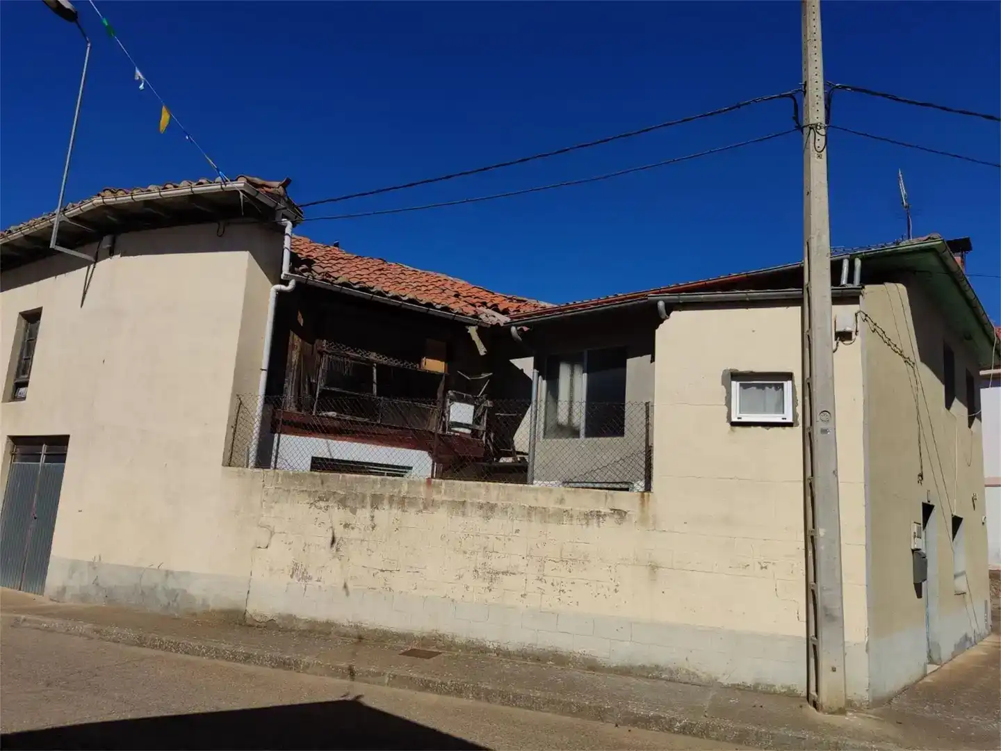 Vista exterior de Casa adosada en venda en San Cristóbal de la Polantera