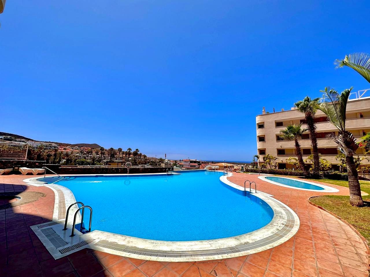 Swimming pool of Apartment to rent in Arona  with Furnished and Balcony