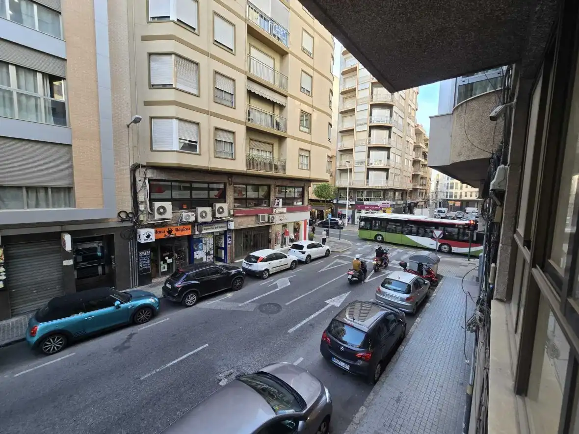 Local comercial en venta en BLAS VALERO, imagen 26
