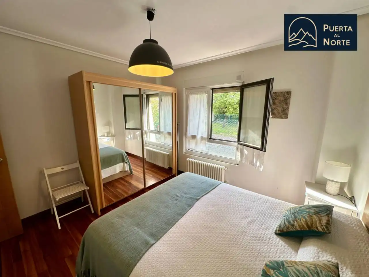 Habitación de Piso de alquiler en Santander con Calefacción, Trastero y Amueblado