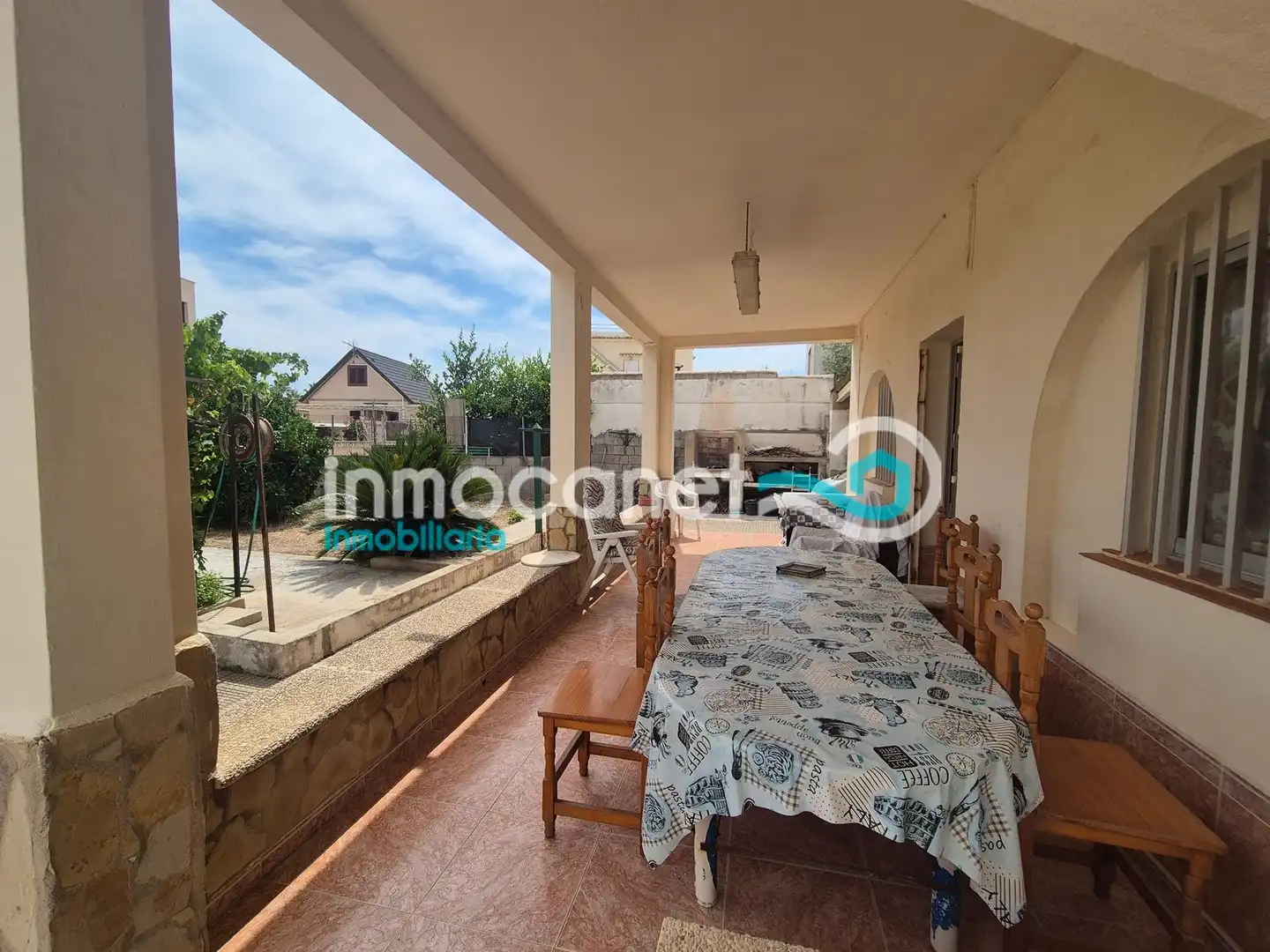 Vista exterior de Casa o xalet en venda en Oliva amb Terrassa