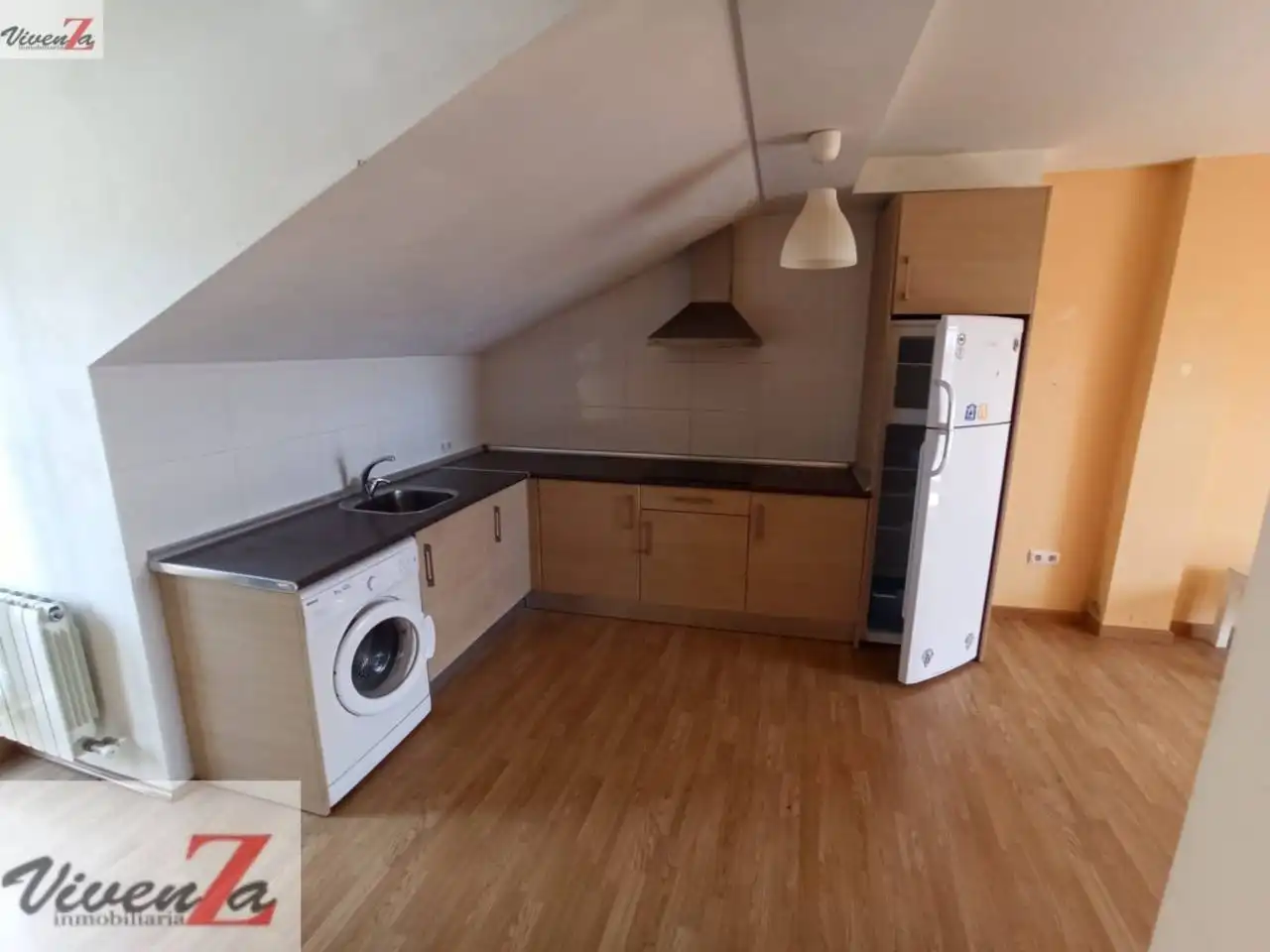 Cocina de Piso en venta en Zamora Capital  con Calefacción, Trastero y Amueblado