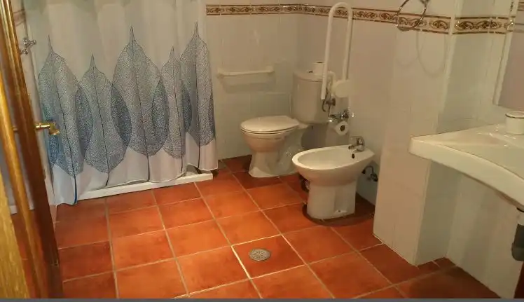 Badezimmer von Gebäude zur Miete in Güéjar Sierra