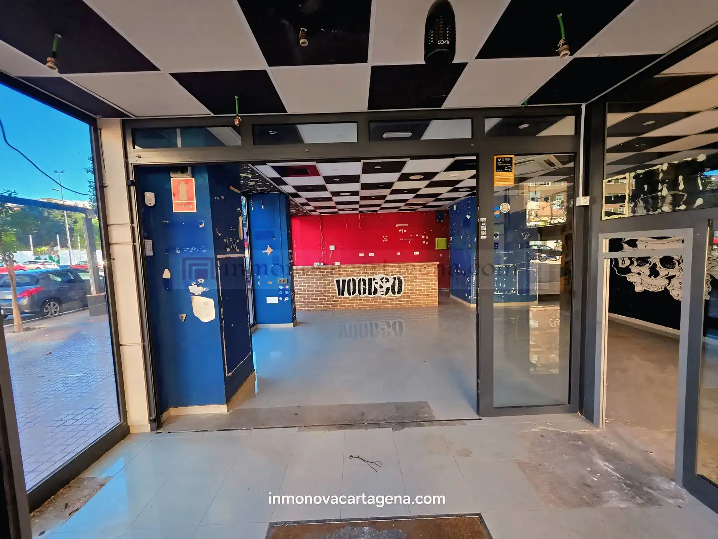 Local comercial de lloguer a Calle Carmen Conde, imagen 4