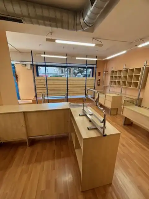 Business premises for sale in Sant Vicenç Dels Horts, imagen 8