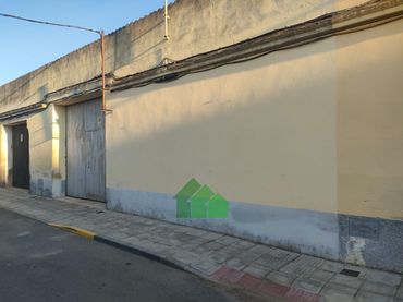 Nau industrial en venda a Montijo