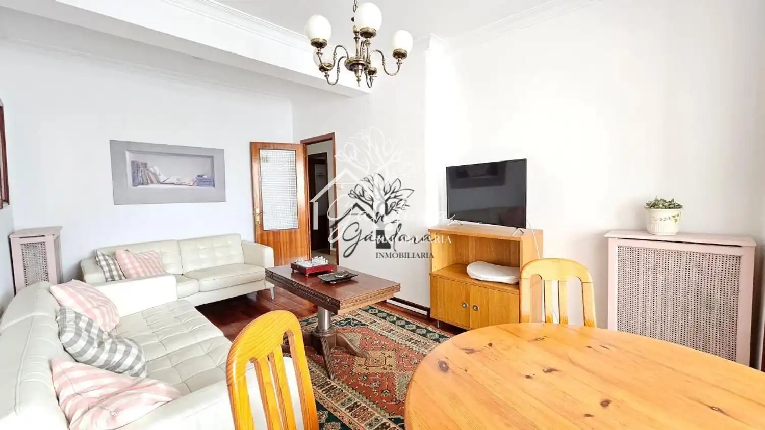 Living room of Flat for rent in Ferrol  with Heating, Furnished and Oven