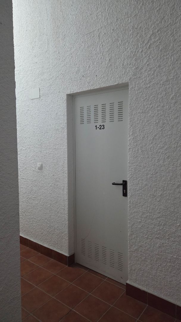 Traster de lloguer a Avenida de Masnou, 22, Canuta