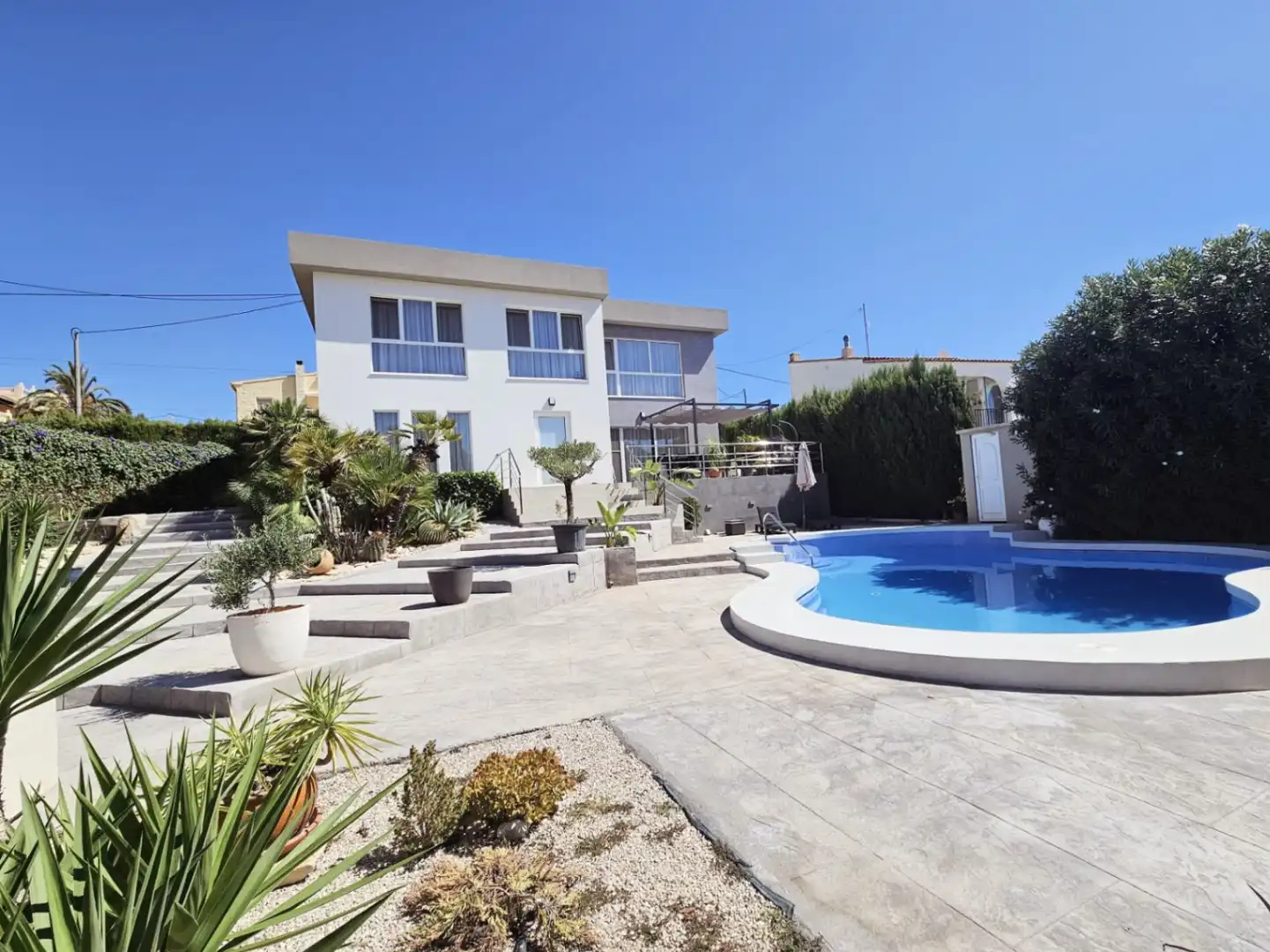 Detached house with pool for sale in Carrió - La Merced - Los Pinos, imagen 2