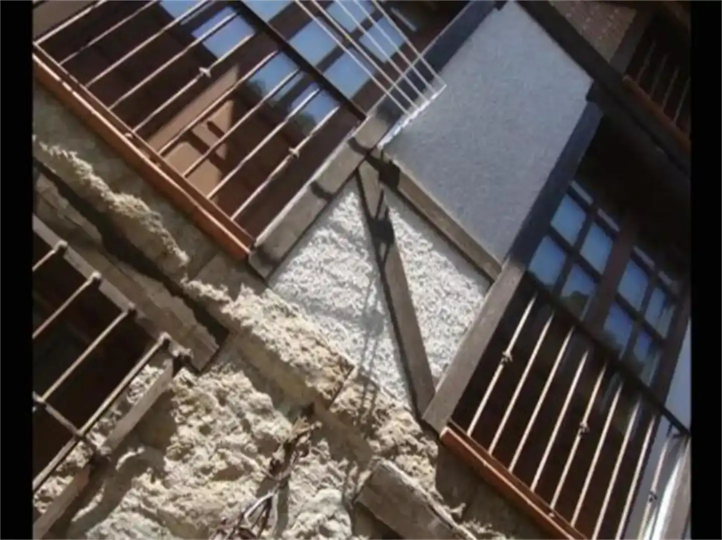Vista exterior de Casa o xalet en venda en Guisando amb Traster, Moblat i Balcó