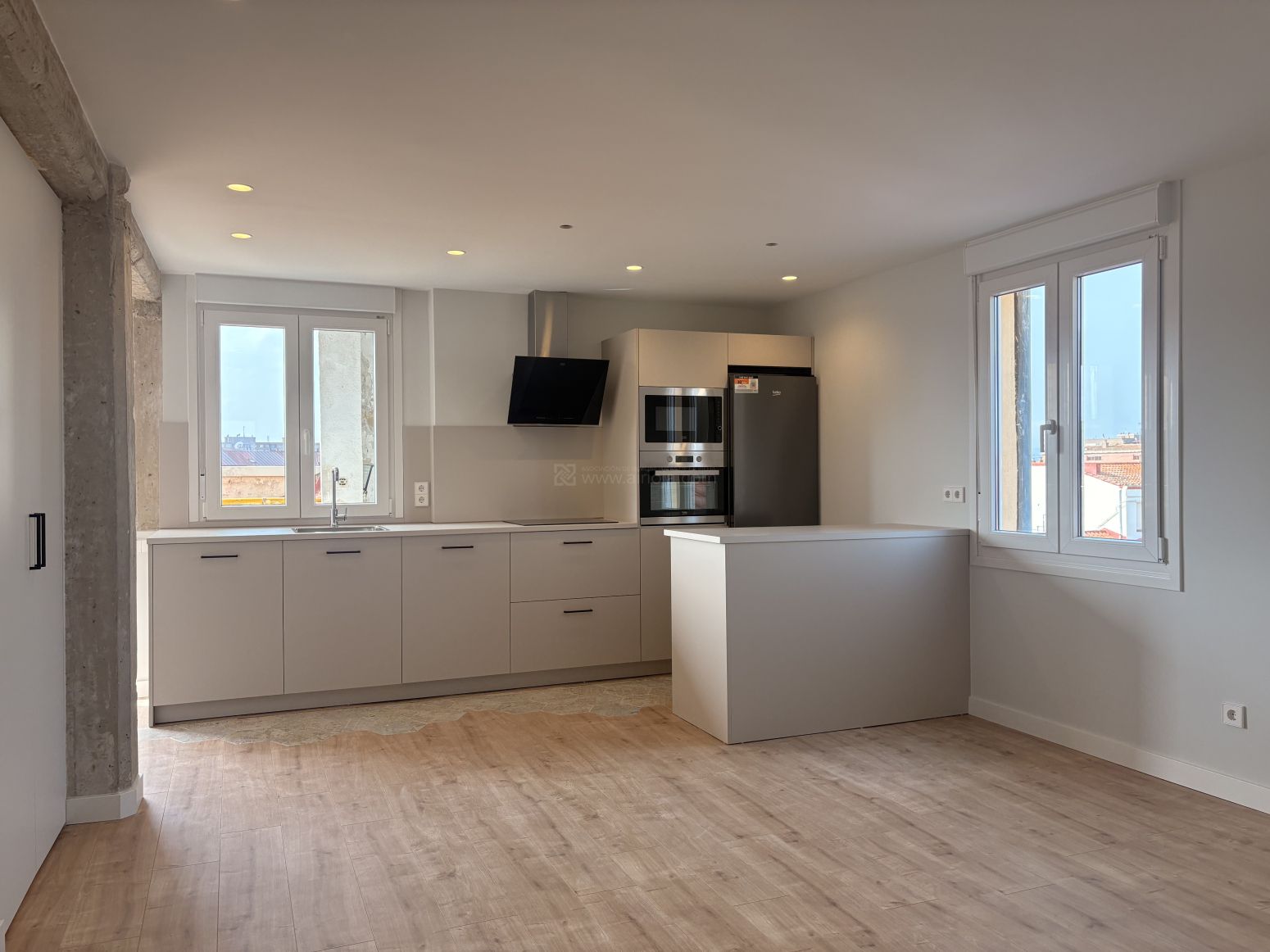 Kitchen of Attic for sale in  Logroño  with Heating and Parquet flooring