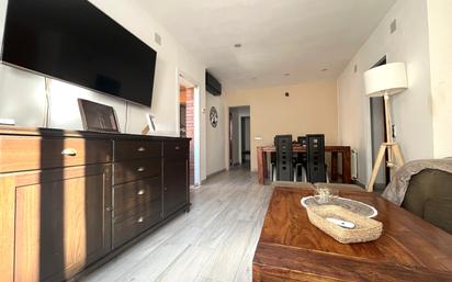 Living room of Flat for sale in Santa Coloma de Cervelló  with Air Conditioner, Heating and Oven