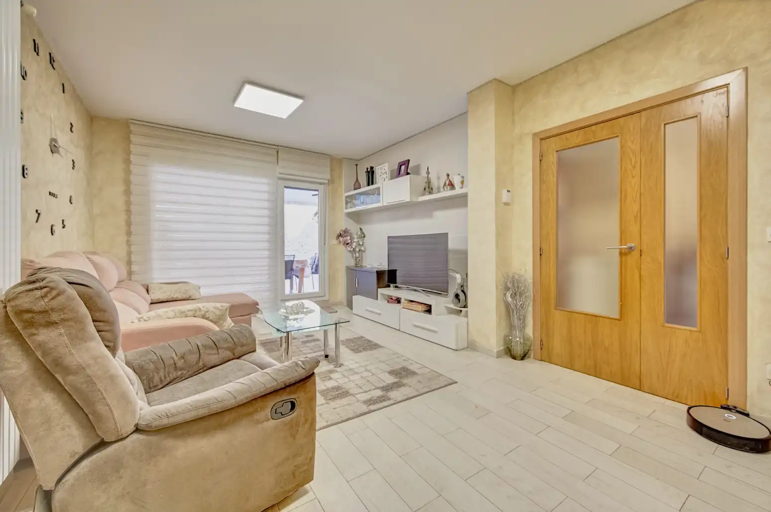 Living room of Detached homes for sale in Beriáin, Navarra