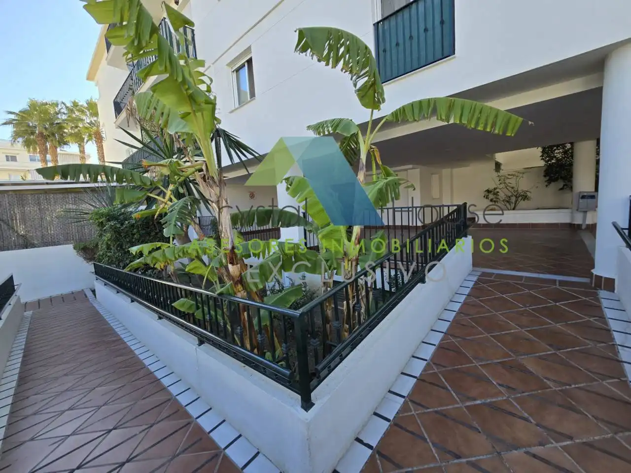 Jardí de Pis en venda en Vélez-Málaga amb Terrassa, Traster i Alarma