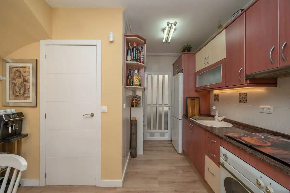 Casa pareada con terraza en venta en C. Monte de Sta. Pola, imagen 7