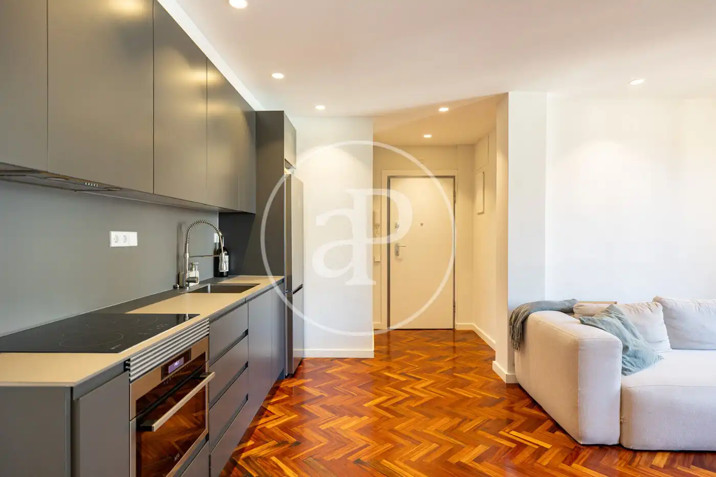 Cocina de Piso en venta en Barcelona con Aire acondicionado y Calefacción