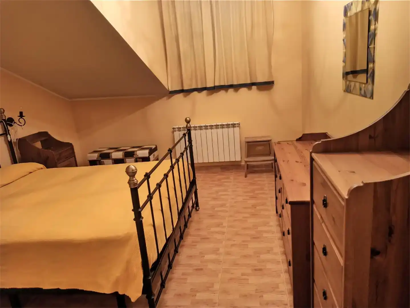 Dormitori de Casa o xalet en venda en Valderas amb Traster