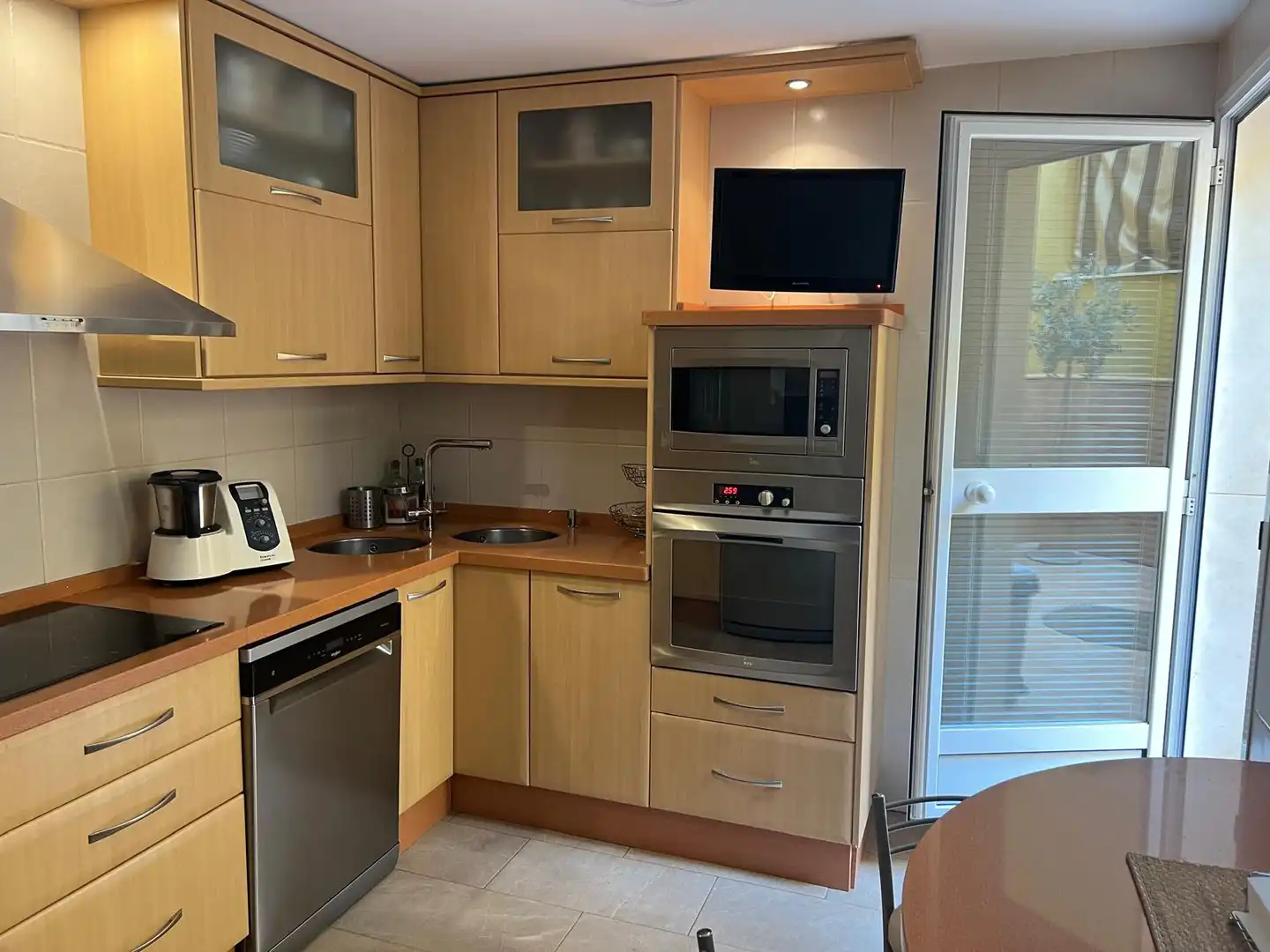 Kitchen of Houses for sale in Lucena