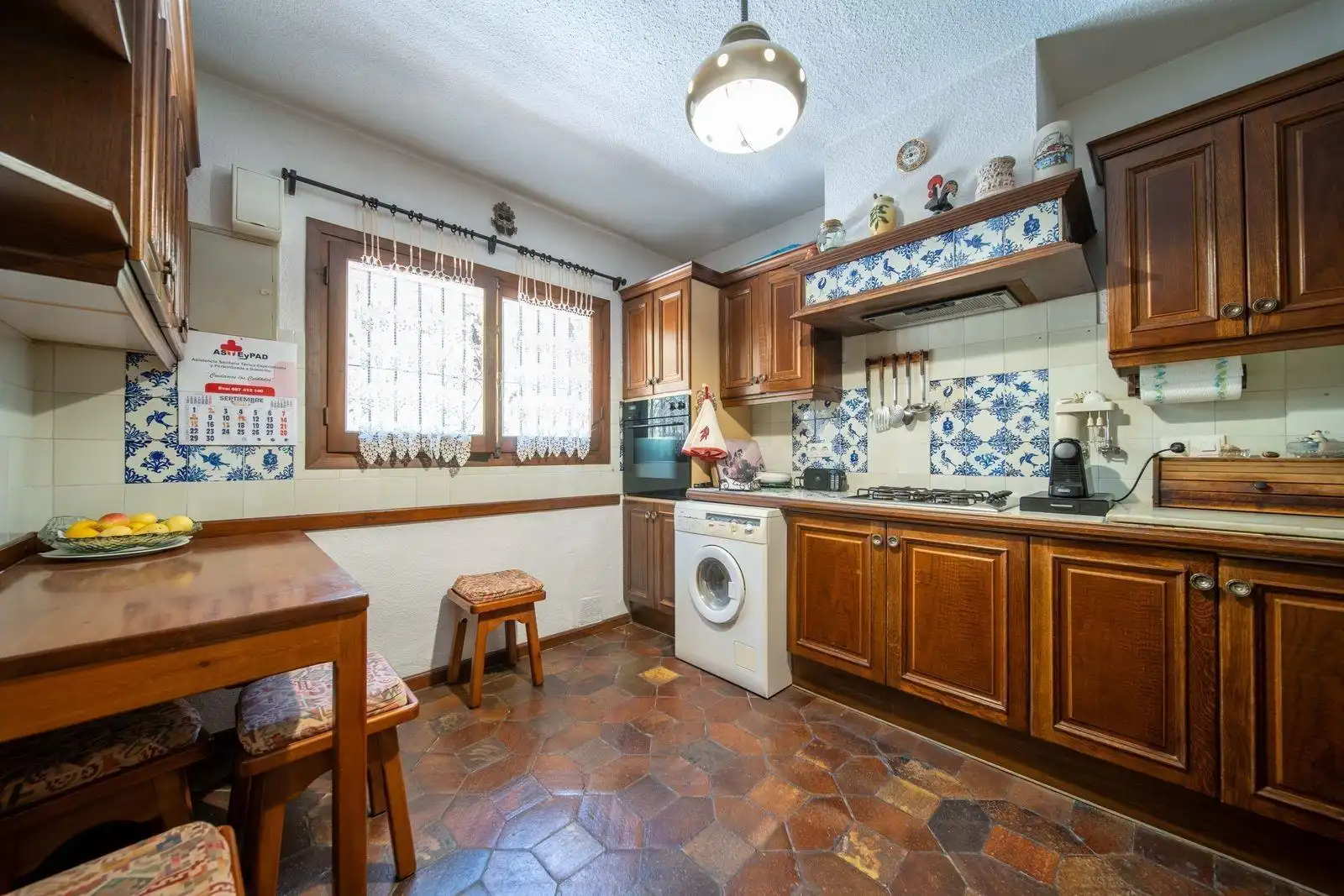 Chalet con piscina en venta en Calle del limonar, imagen 8