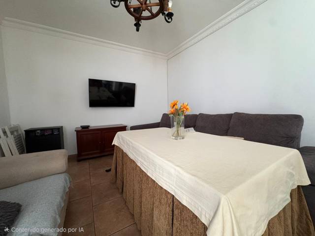 Casa adosada en Venta en  C. García Lorca, 23 en Olivares