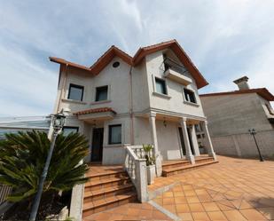 Exterior view of House or chalet for sale in Vigo   with Heating, Private garden and Parquet flooring