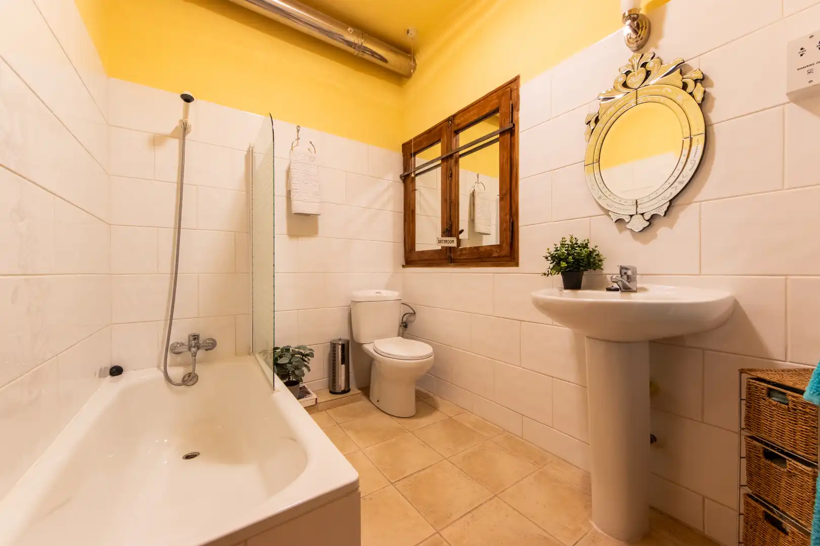 Baño de Piso en venta en Tarragona con Aire acondicionado, Calefacción y Terraza