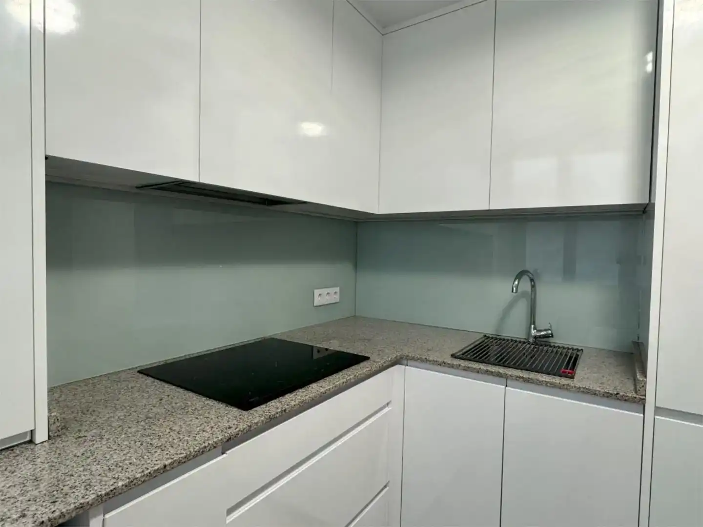 Kitchen of Flat for rent in Torrevieja  with Air Conditioner and Balcony