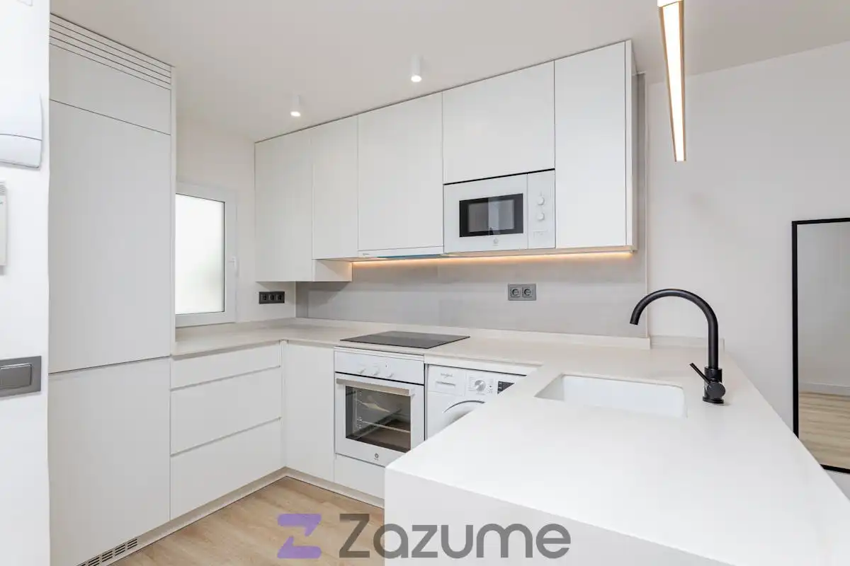 Cocina de Piso de alquiler en Madrid con Aire acondicionado, Calefacción y Parquet