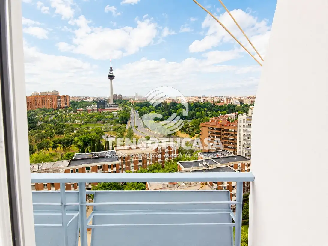 Schlafzimmer von Wohnung zum Verkauf in Madrid mit Klimaanlage, Heizung und Parkett