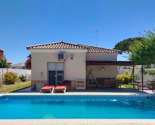 Swimming pool of House or chalet for sale in Chiclana de la Frontera  with Air Conditioner, Heating and Private garden