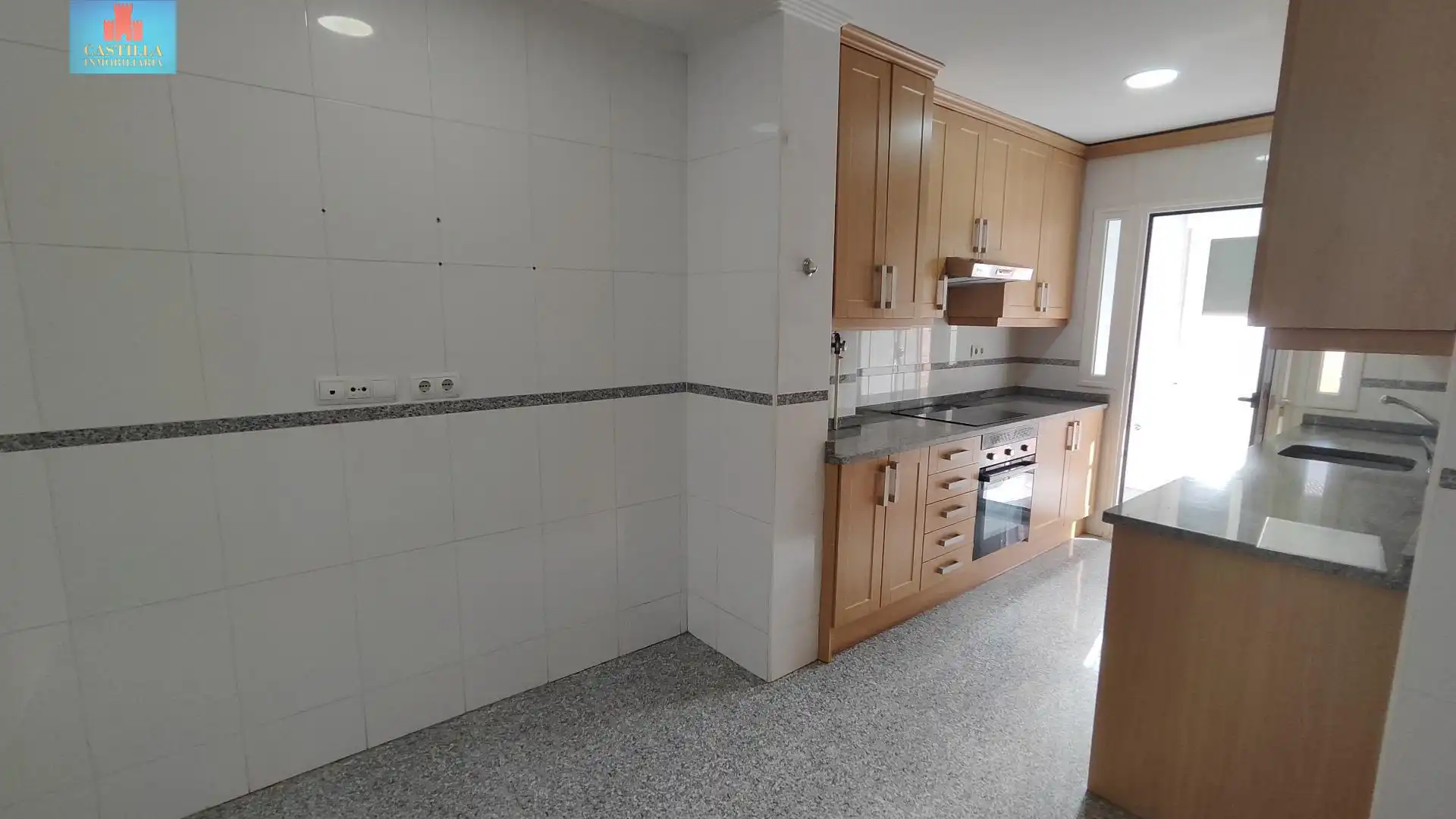 Kitchen of Detached homes for sale in Hervencias