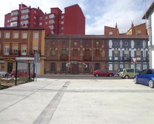 Vista exterior de Casa o xalet en venda en León Capital 