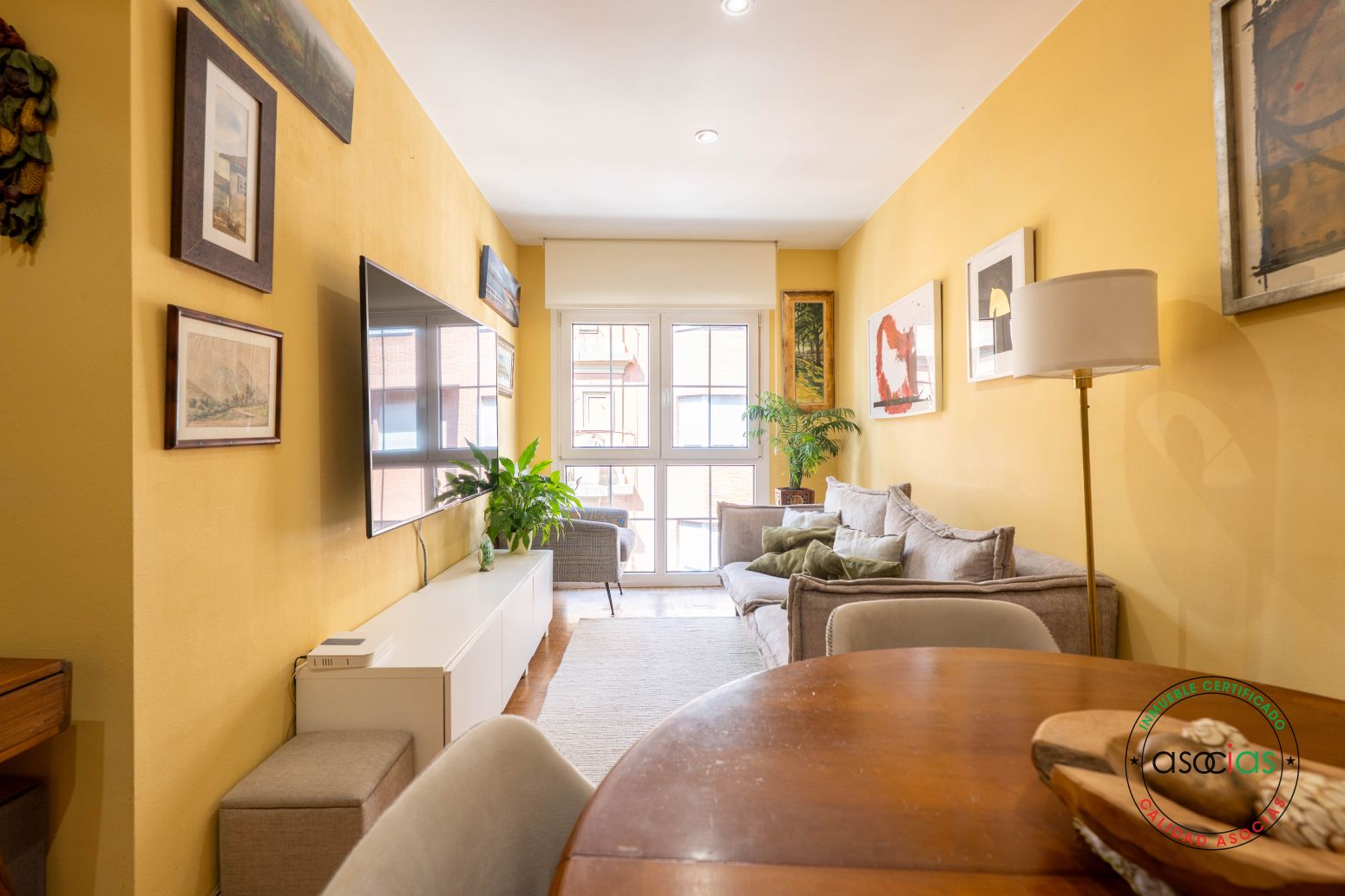 Sala d'estar de Pis en venda en Gijón  amb Calefacció i Parquet