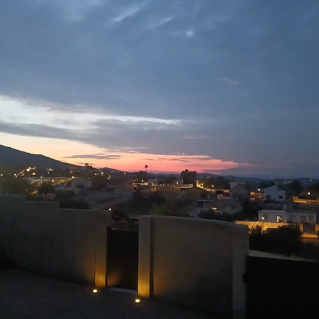 Exterior view of Houses for rent in Montroi / Montroy, Valencia