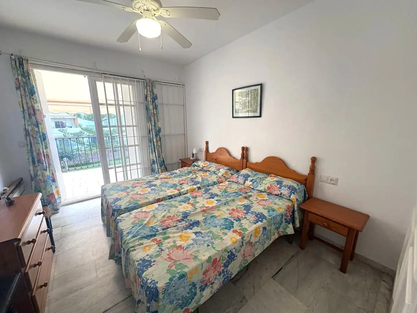 Dormitori de Casa adosada en venda en Fuengirola amb Aire condicionat, Jardí privat i Terrassa