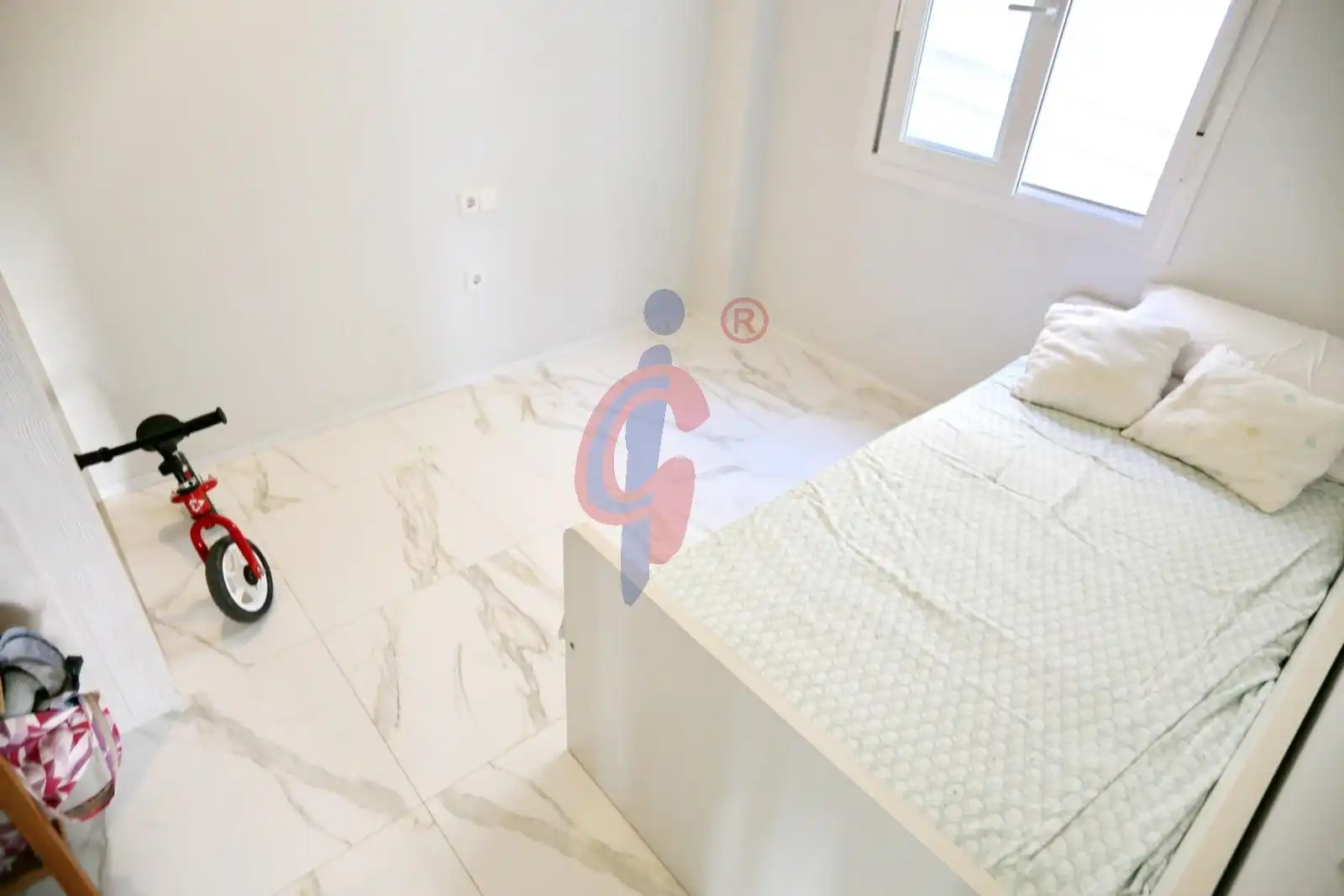 Habitación de Apartamento en venta en La Marina