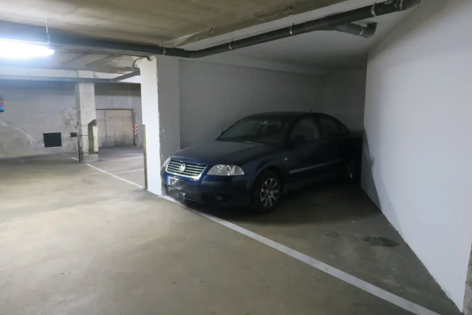 Aparcament de Pis en venda en Avilés amb Calefacció, Parquet i Terrassa