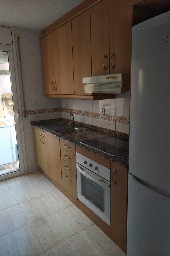 Flat for rent in Carrer de l'Alba, Centre