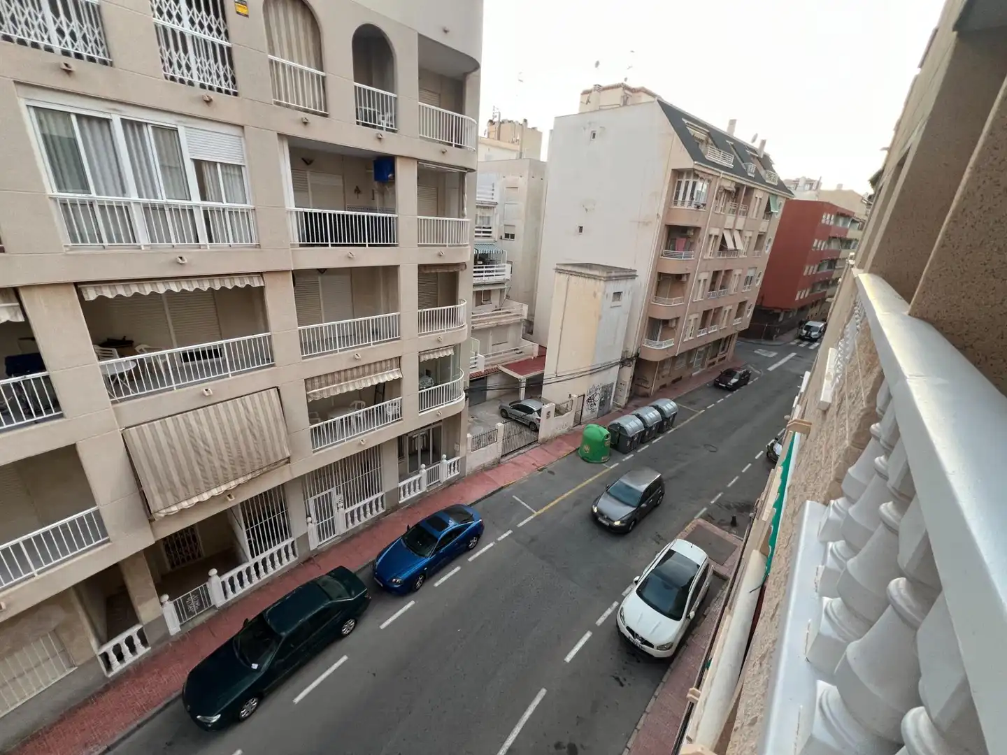 Apartamento con terraza en alquiler en Playa de los Locos, imagen 2