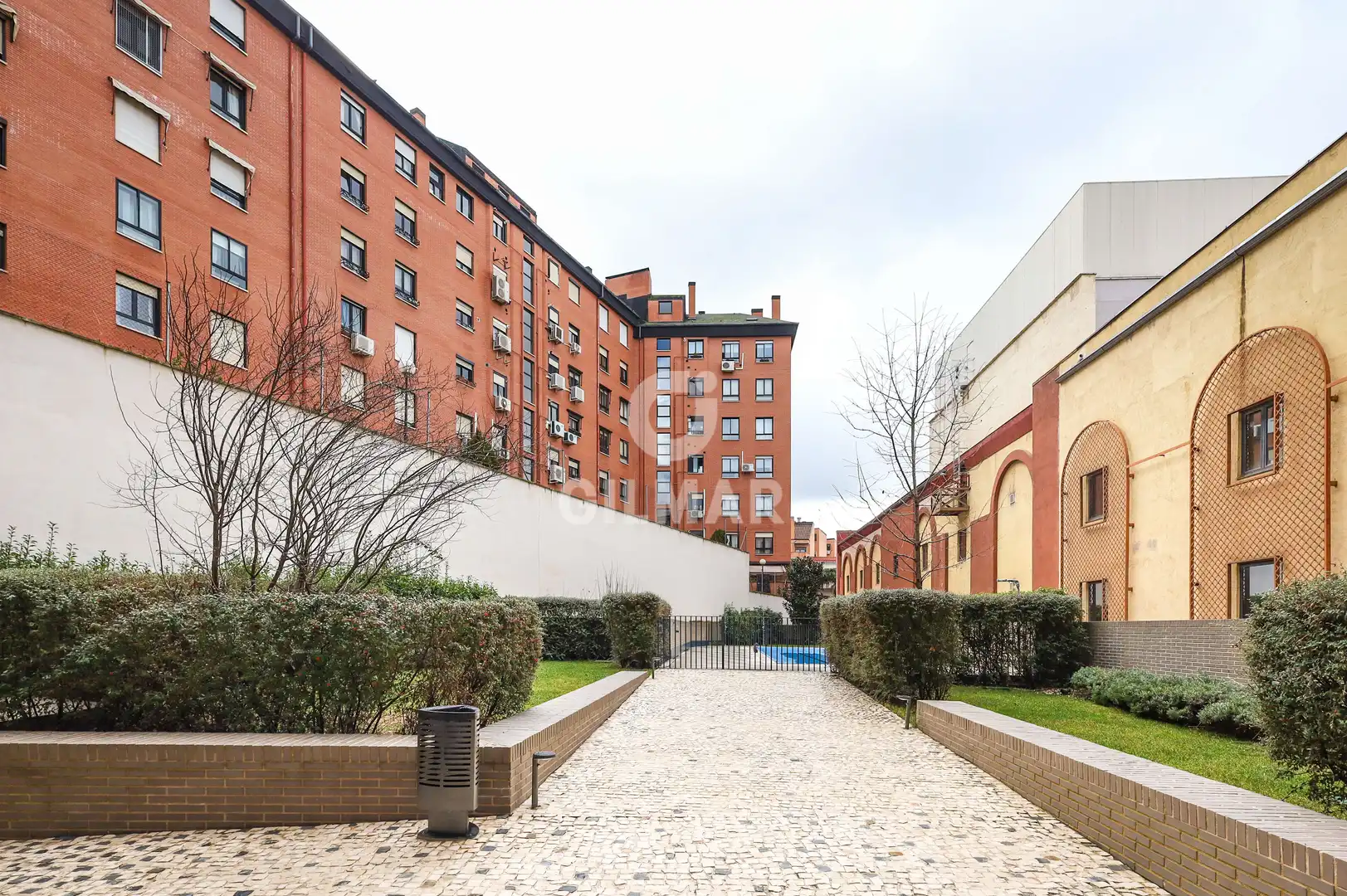 Vista exterior de Ático en venta en Madrid con Calefacción, Jardín privado y Trastero