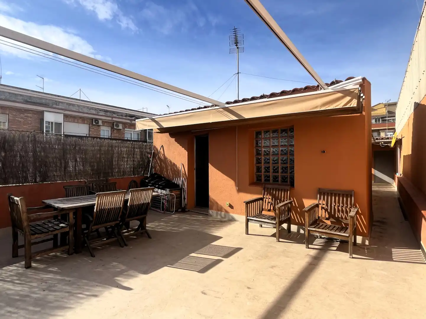 Casa adosada en venta en Carrer de les Colomeres, 84, Centre - Estació