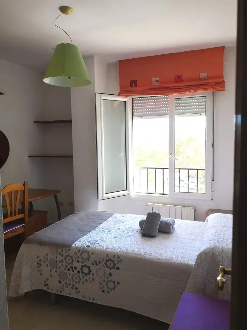 Habitación de Piso en venta en Granada con Aire acondicionado, Calefacción y Amueblado