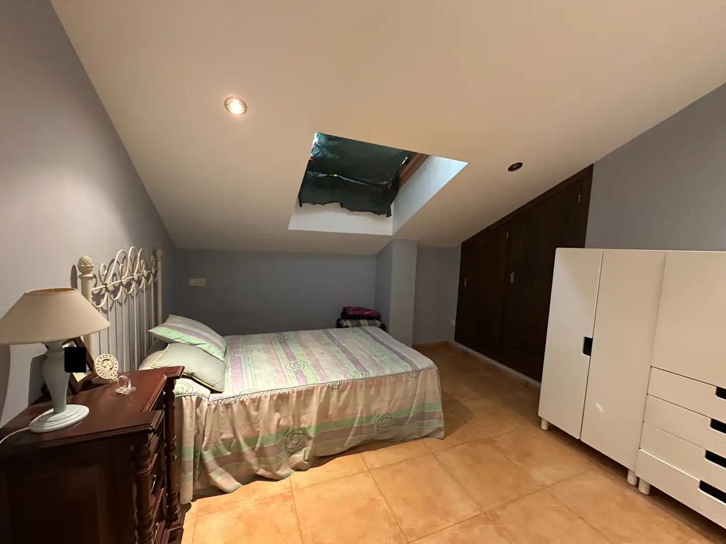 Dormitori de Casa o xalet en venda en Úbeda amb Aire condicionat, Jardí privat i Terrassa