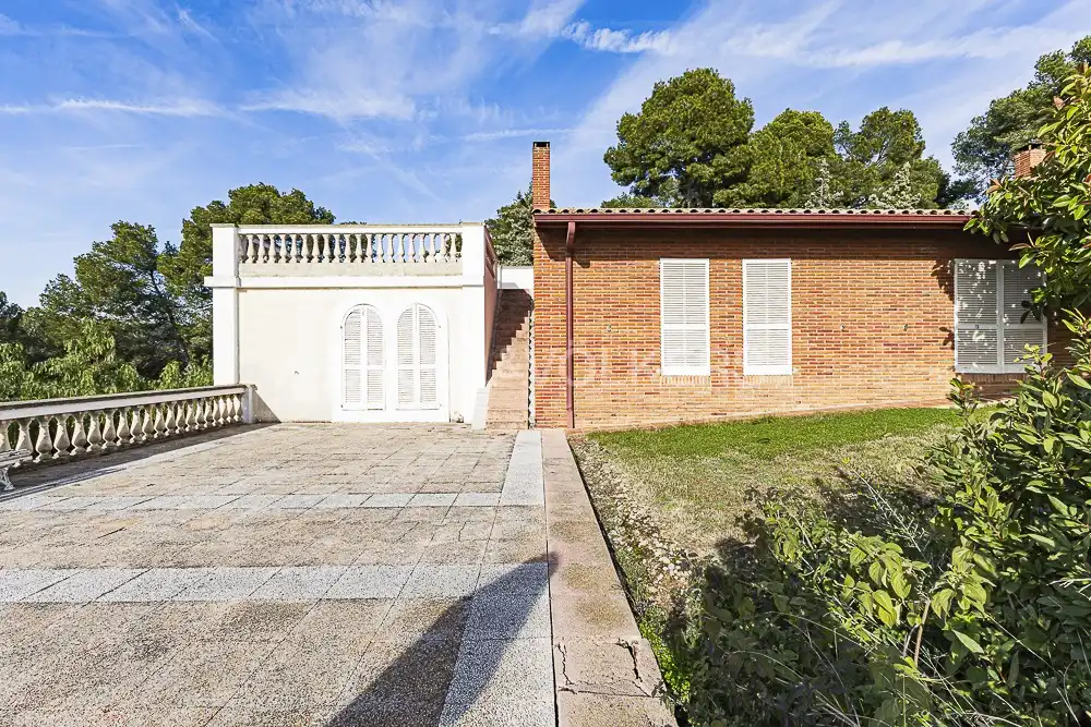 Vista exterior de Casa o xalet en venda en Tarragona amb Calefacció, Jardí privat i Parquet