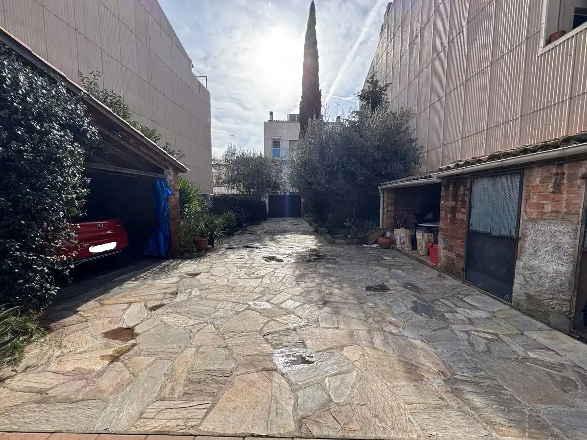 Vista exterior de Casa o xalet en venda en Cardedeu amb Calefacció, Jardí privat i Terrassa