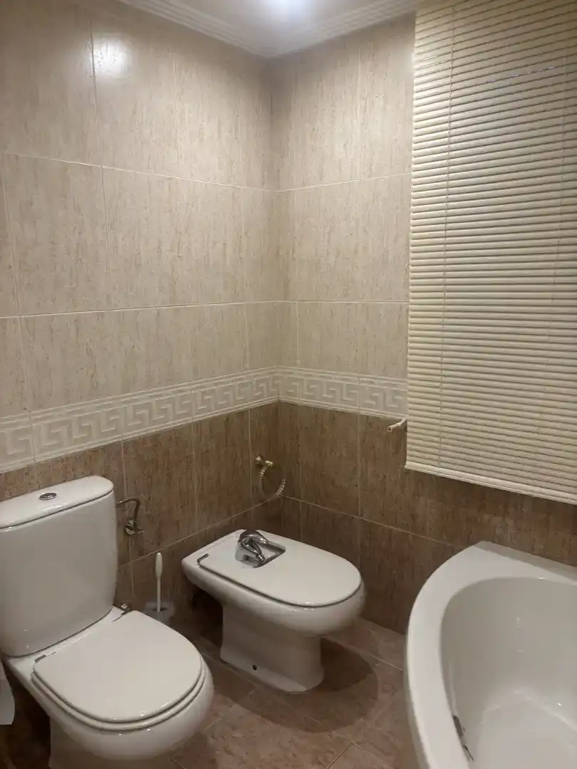 Bany de Casa o xalet de lloguer en  Murcia Capital amb Aire condicionat i Balcó