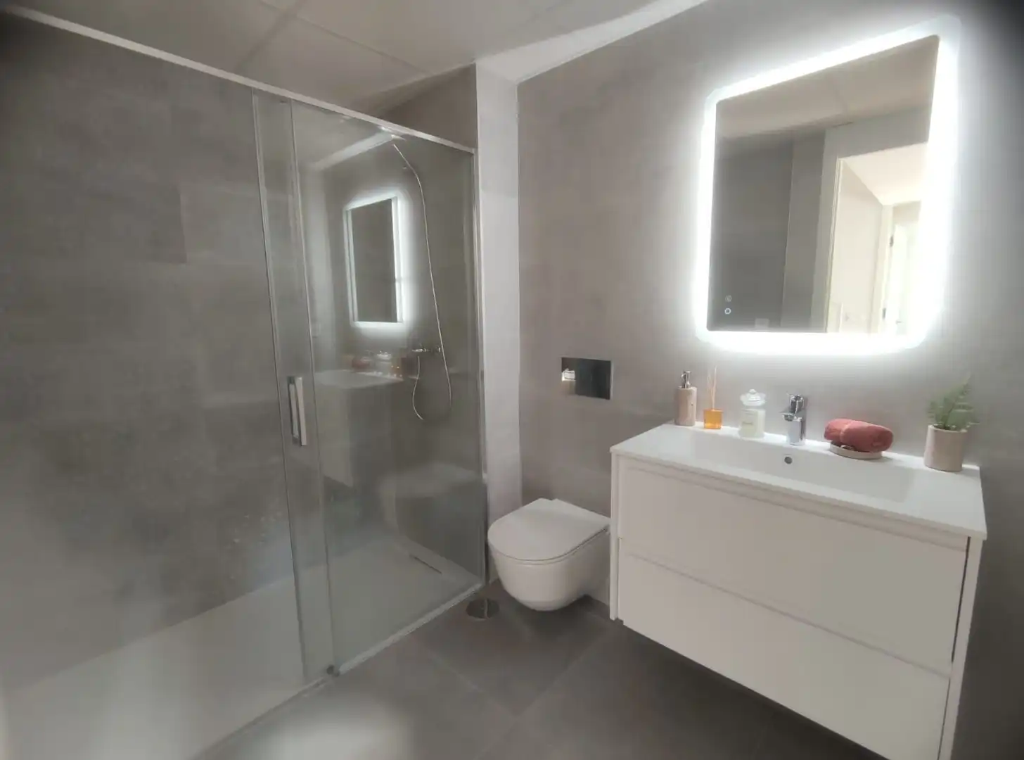 Baño de Casa o chalet en venta en Polop con Aire acondicionado, Calefacción y Jardín privado